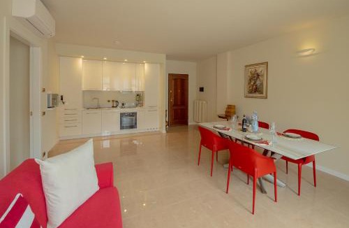 Lovere Apartment | Mini Ernesto