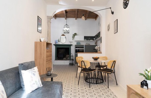 Dongo Apartment | Mir Al Lago