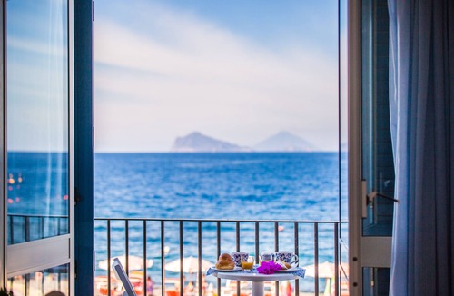 Canneto Apartment | MISTRAL SRL - RESIDENCE AND HOLIDAY HOMES