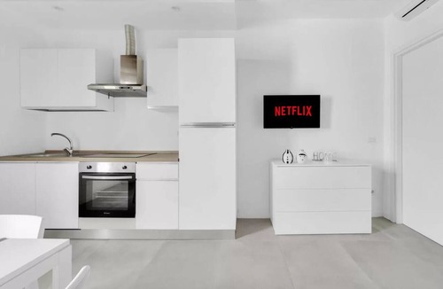 Turro Apartment | MO92 [Loreto–Cathedral] Bright Large