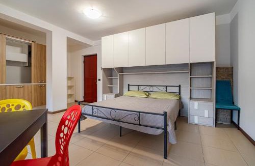 Lainate Apartment | Modern Apartment 5 Minutes from Rho