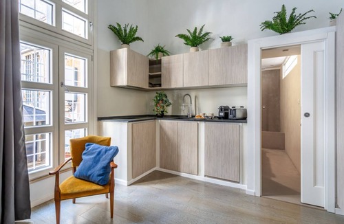 Rione II Trevi Apartment | Modern flat a few steps from the Trevi Fountain