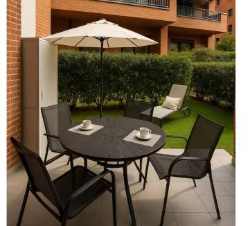 Ponte Seveso Apartment | Modern Loft with Projector e Private Garden, Central Station