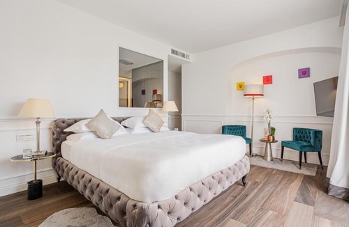 Trionfale Hotel | Monastero dei Santi