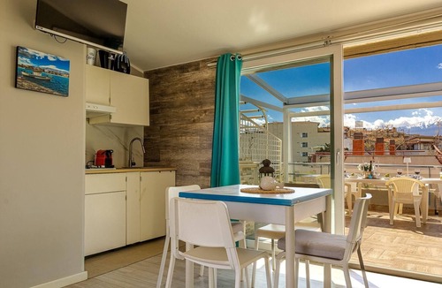 Recanati Apartment | Naxos Loft holiday flat with terrace
