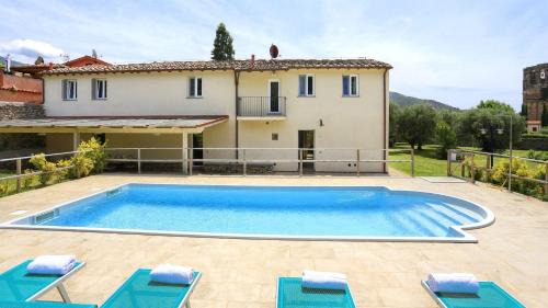 Calci Villa | Nerino