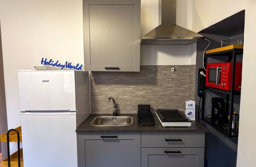 Nebbiuno Apartment | Neue moderne Seeüberdachung von Holiday World by Interhome