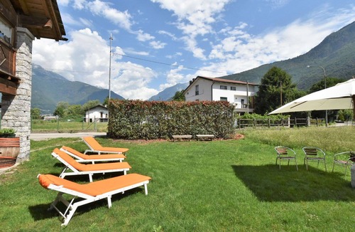 Valtellina Apartment | Nice apartment for 3 guests with WIFI, TV, patio and pets allowed