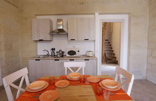 Vernole Apartment | Nice apartment for 3 people with A/C, WIFI, TV and pets allowed