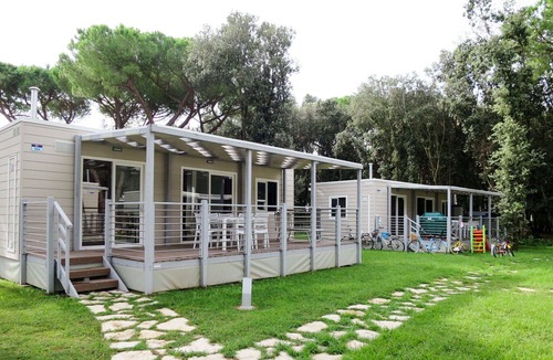 Baia Domizia House | Nice apartment in villa for 6 guests with WIFI, pool, A/C, TV and terrace