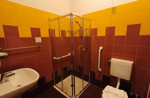 None Hotel | None Holiday Hotel