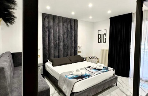 Municipio 3 Apartment | Oltremare Luxury Suites