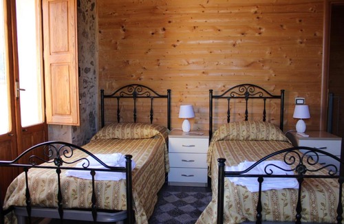 Camini Bed & Breakfast | Ospitalità diffusa - Jungi Mundu