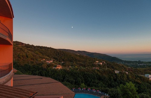 Palinuro Apartment | P.R. Club – Molpa 13 Studio with Sea View, Private Terrace and Air Conditioning