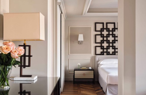 Como City Centre Hotel | Palazzo Venezia