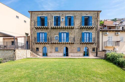 Capo d'Orlando Villa | Palazzo VistaBlu