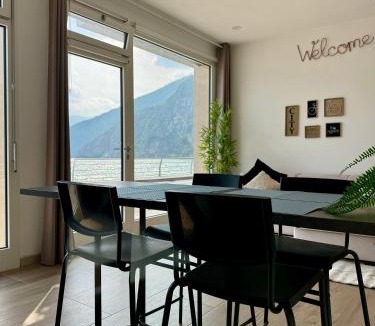 Castro Apartment | Paradise Lake View