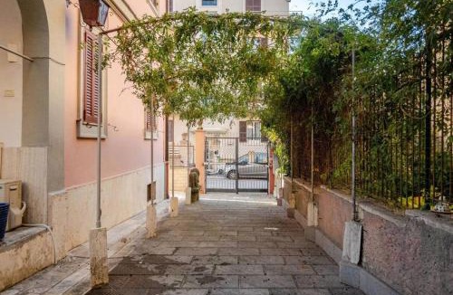 Quartiere XIII Aurelio Apartment | Parcheggio Privato - Villa Liberty Roma Centro