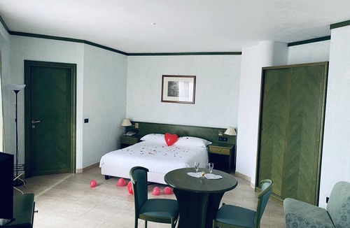 Villanova Hotel | Park Hotel Imperatore Adriano