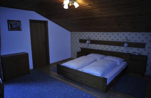 Silandro Bed & Breakfast | Pension Rita