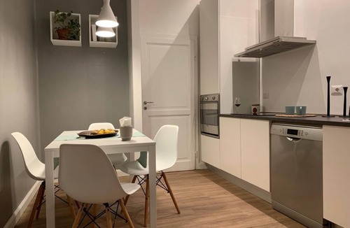 Saragozza-Porto Apartment | Perrone House,