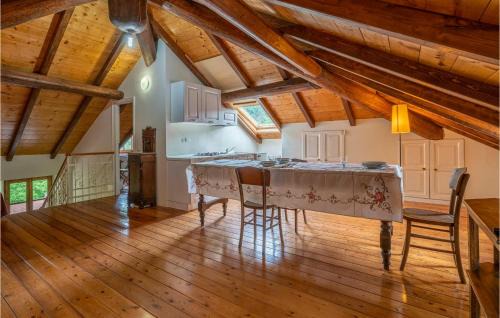 Loco Apartment | Pet Friendly Apartment