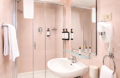 Pescara Hotel | Phi Hotel Ambra