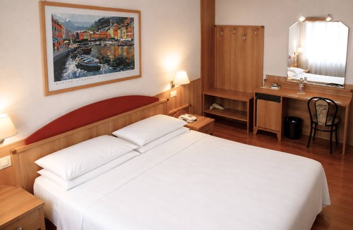 Pescara Hotel | Phi Hotel Ambra