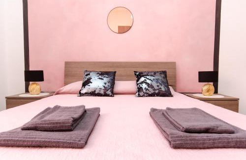 Lazzaretto House | Pink Room