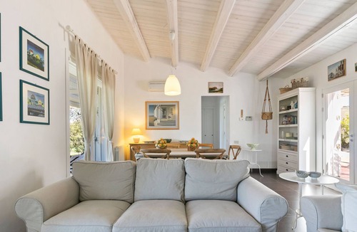 Castelvetrano Villa | Private panoramic villa with pool and air conditioning