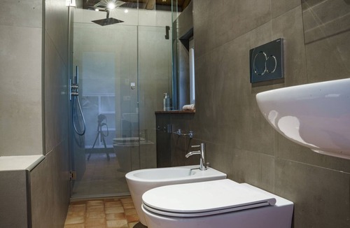 Carruba House | Puleera