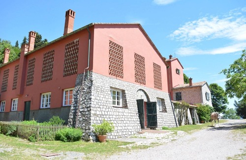 Castiglione Chiavarese Apartment | Quadruple Room in Farmhouse Surrounded by Nature