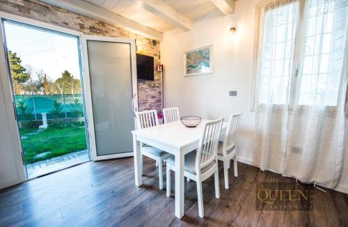 Favaro Veneto Apartment | Queen Home Emanuelle
