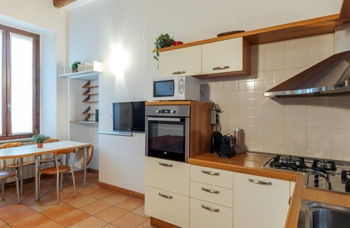 Forlanini Apartment | Quiet Shelter near Milan Airport - HU