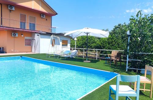 Scordia Apartment | Rainbow Apartment