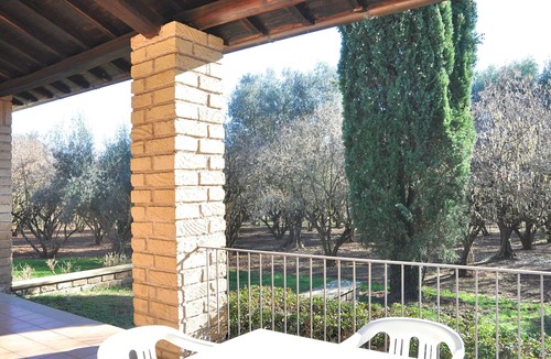 Capranica Apartment | RANDOM LISTING