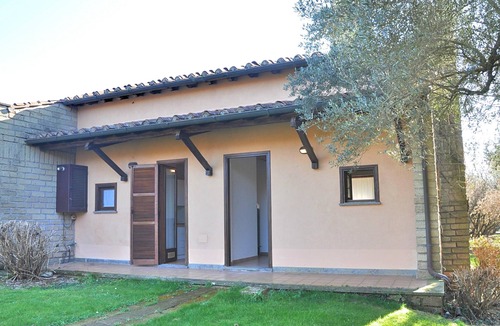 Capranica Apartment | RANDOM LISTING