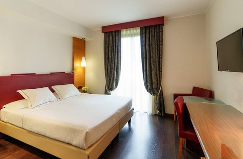 Barzano Hotel | Red's Redaelli Hotel