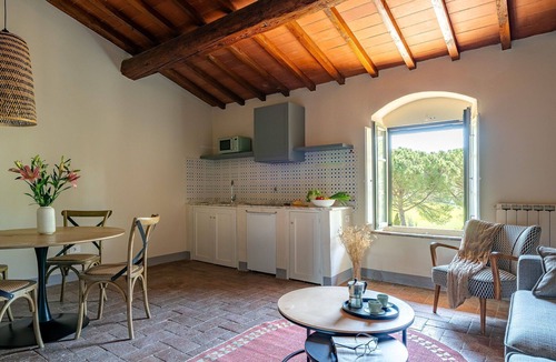 Tavarnelle Val di Pesa Villa | Relais Badia a Passignano - Tempranillo Apartment