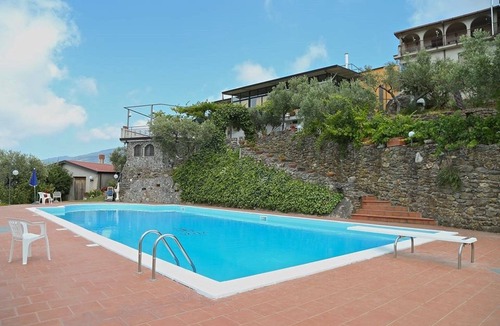 Nocera Terinese Bed & Breakfast | RELAXATION, POOL, FAMILY VACATION, CALABRIAN CUISINE