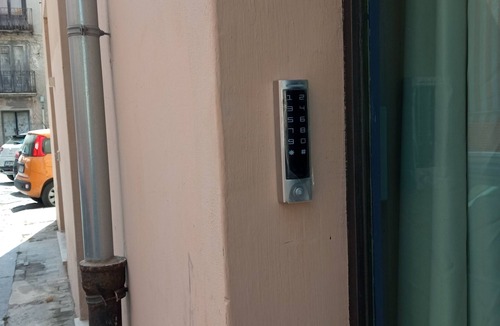 Benevento Apartment | Residence 1830, Mono in Pieno Centro Storico con Accesso Tramite Codice