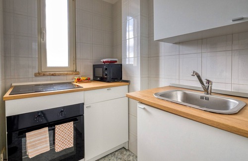 San Pietro in Bevagna House | Residence do Mestru Luccio apt. Angelo