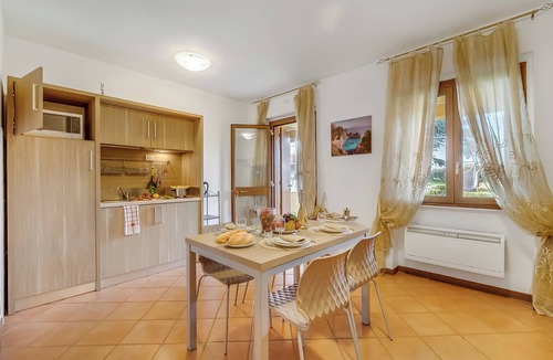 Sensole Apartment | Residence La Perla - Apt 18, Monte Isola, Italy