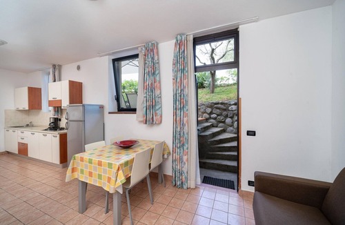 Moniga del Garda Apartment | Residence Primera, Moniga del Garda