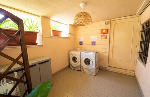Porto Sant'Elpidio House | Resilience Tropical Apartments&Room (Room Mango)