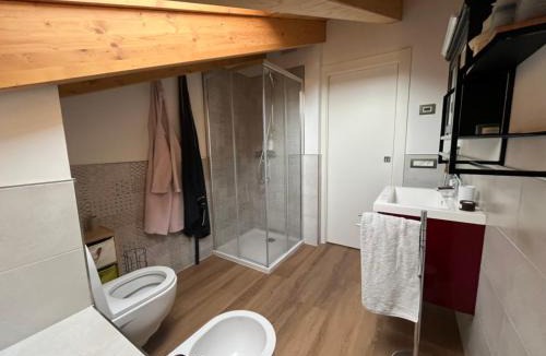 Madonna di Tirano House | Rinaldelli Guest Room