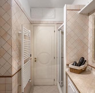 Campitelli Apartment | Rome Bloom - Colosseo