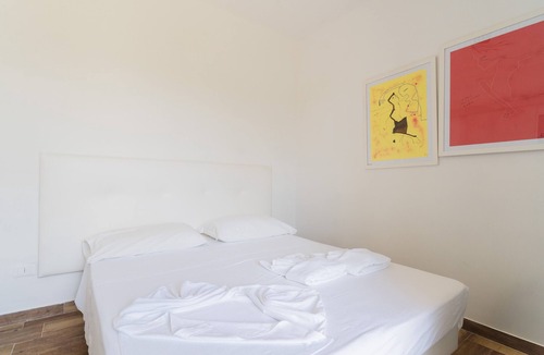 Tuglie House | Room 'Core Resort - Basic 4' with Shared Pool, Wi-Fi and Air Conditioning