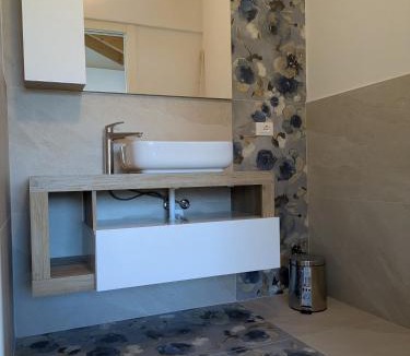 Cerano d'Intelvi House | Rooms 2575