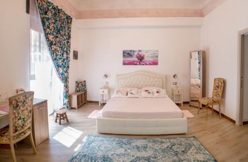 Santa Lucia House | ROSE HOUSE
